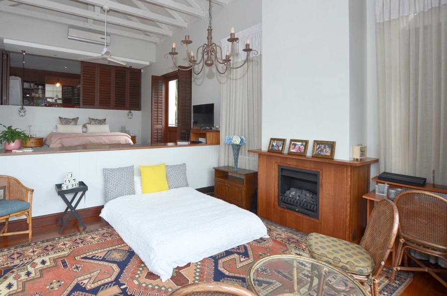 5 Bedroom Property for Sale in Kanonberg Western Cape